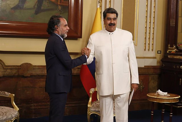 Maduro estimates 2,000 million euros after the opening of the commercial exchange with Colombia