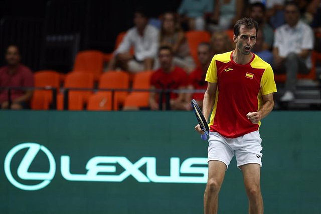 Albert Ramos gives the first point to Spain in the Davis Finals