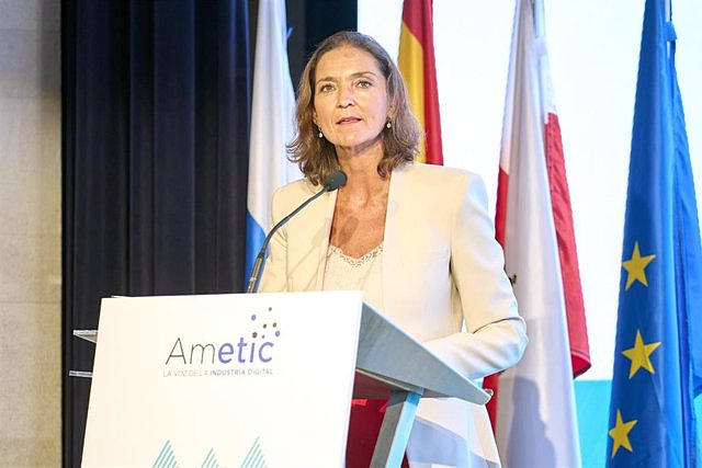 Reyes Maroto defends the MidCat by not seeing "enough" the current gas interconnection with France