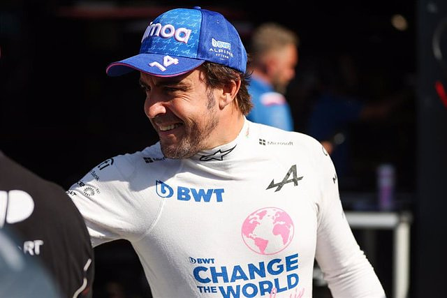 Fernando Alonso: "I hope to fight for more important things with Aston Martin"
