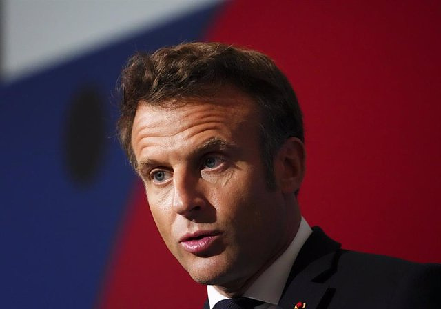 Macron predicts a "pragmatic" pact with Sánchez and Costa to "remove the peninsula" from energy isolation