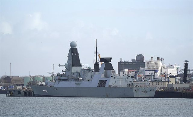 The British Navy advocates that investigations into allegations of sexual harassment be carried out internally