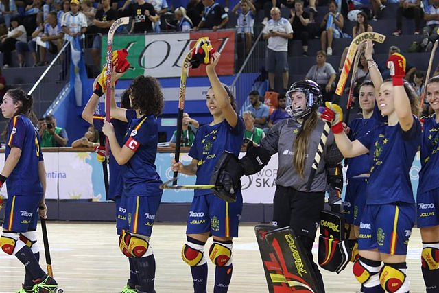 The women's roller hockey team will fight for its eighth world title