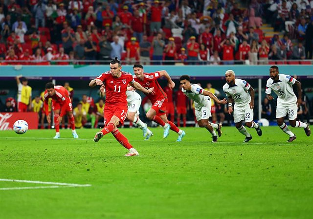Gareth Bale rescues Wales and ends the American dream