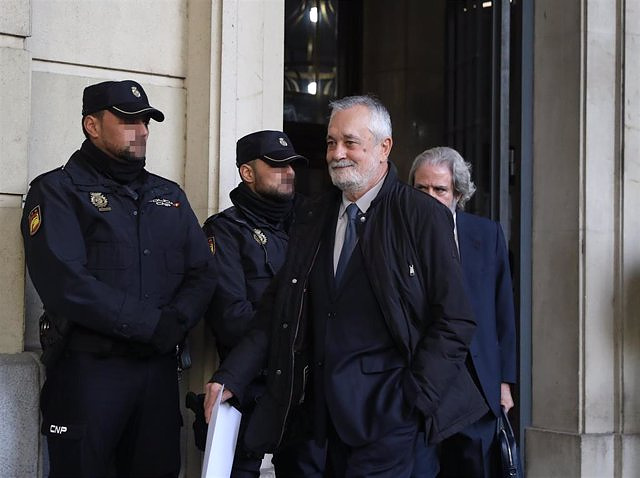 The Court transfers Griñán's forensic report to the Prosecutor's Office and PP and gives them three days to rule
