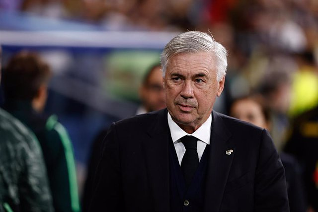Ancelotti: "Everyone considers Real Madrid dead, but we will never give up"