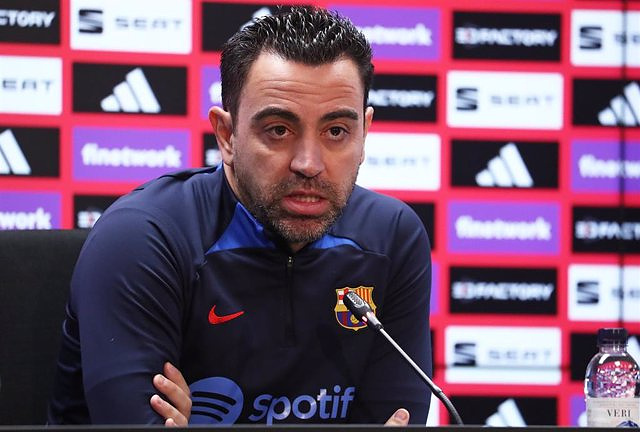 Xavi: "Dembélé is happy, let him continue to believe it"