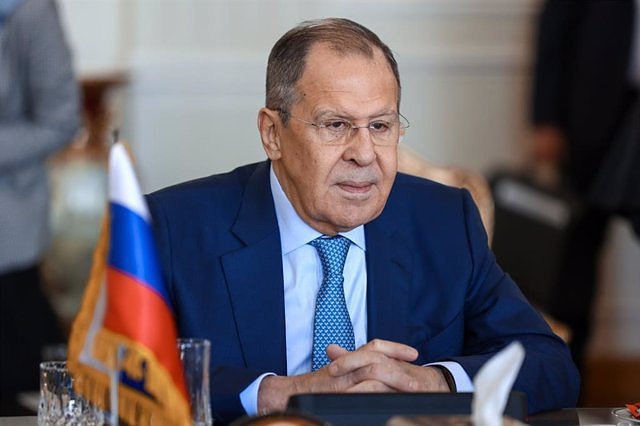 Lavrov warns that the possible expansion of NATO towards the Russian borders will have a response from Moscow