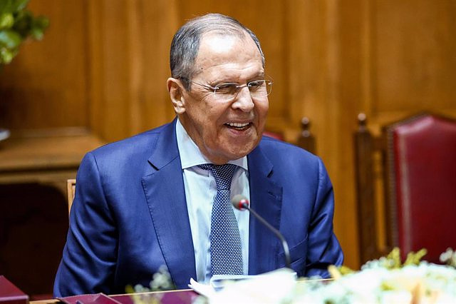 Lavrov accuses the EU of "losing its independence" and submitting to NATO