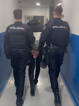 The man arrested for the machete attack in Algeciras is a 25-year-old Moroccan and was pending deportation