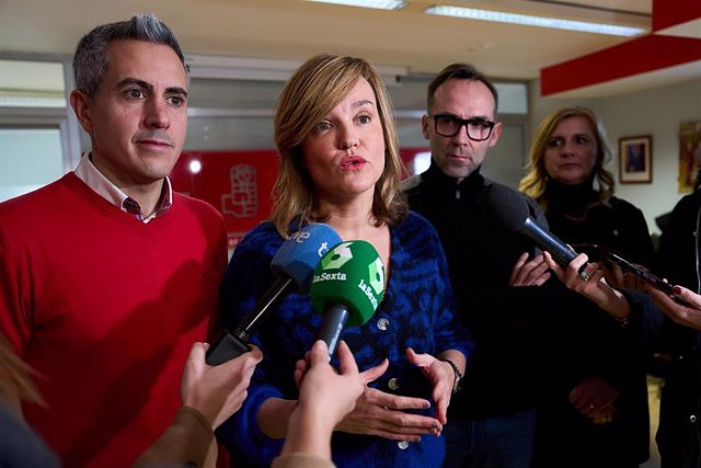 The PSOE alleges that the unemployment data is given by the CCAAs and asks the PP if their presidents also "make up" them