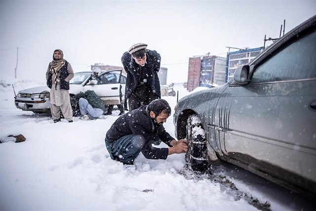 The cold wave in Afghanistan leaves almost 90 dead and more than 40,000 children hospitalized