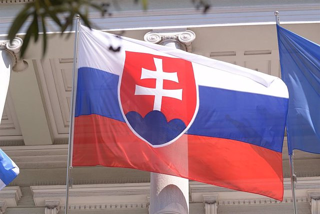 Slovakia votes this Saturday to allow or not the early elections