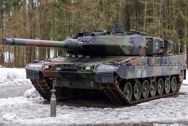 Germany begins training Ukrainian military in the use of Leopard 2 main battle tanks