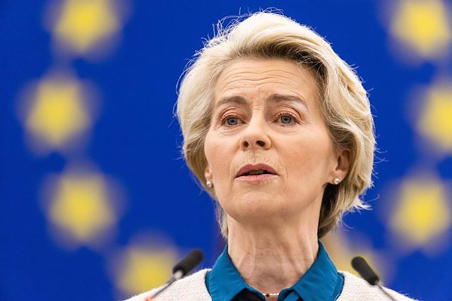 Von der Leyen arrives in kyiv together with several EU commissioners to address the EU accession process