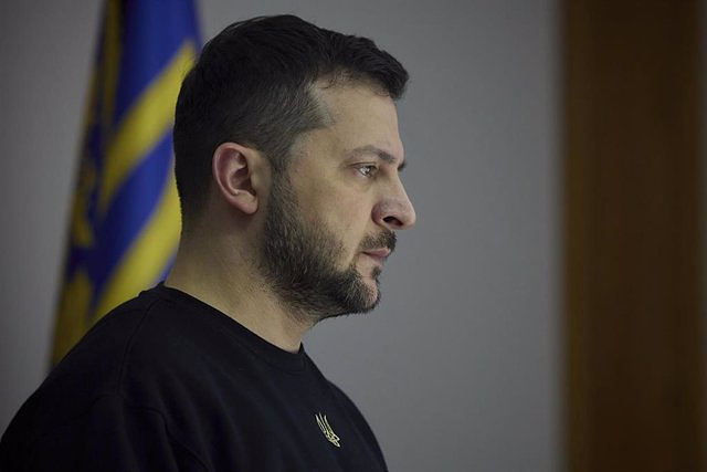 Zelensky dismisses the commander of the Joint Forces in the Donbas region