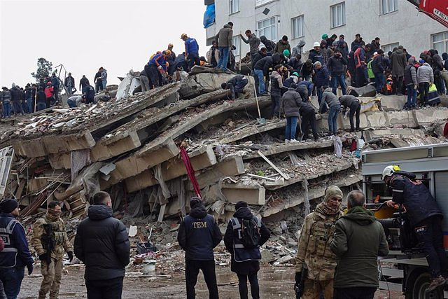 Turkey raises to almost 48,000 the deaths from the earthquakes of early February
