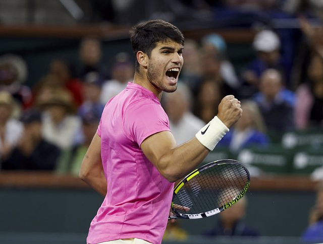 Carlos Alcaraz knocks down Sinner in search of the title and number one in Indian Wells