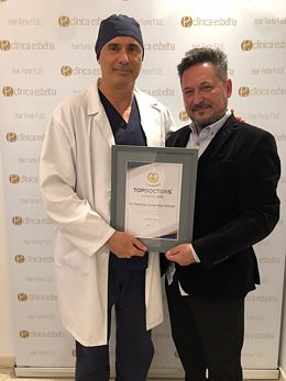 RELEASE: The doctor from Malaga Francisco Ruiz Solanes receives the TopDoctors award for the best hair surgeon in Spain