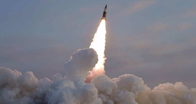 North Korea fires two short-range ballistic missiles into the Sea of ​​Japan