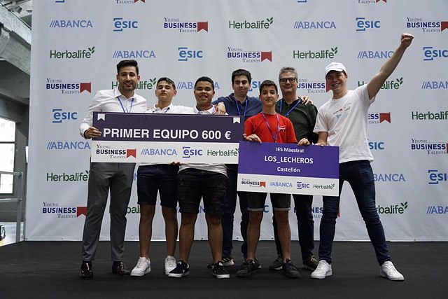 RELEASE: Four students from Castellón become the best virtual entrepreneurs in Spain