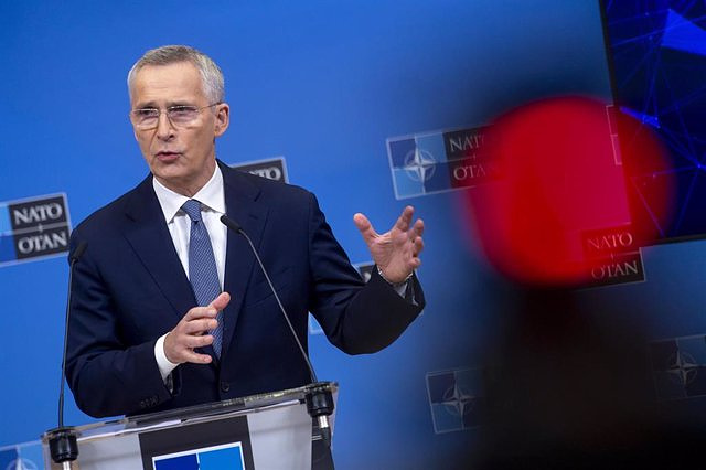 Stoltenberg makes a surprise visit to kyiv, the first since the start of the invasion