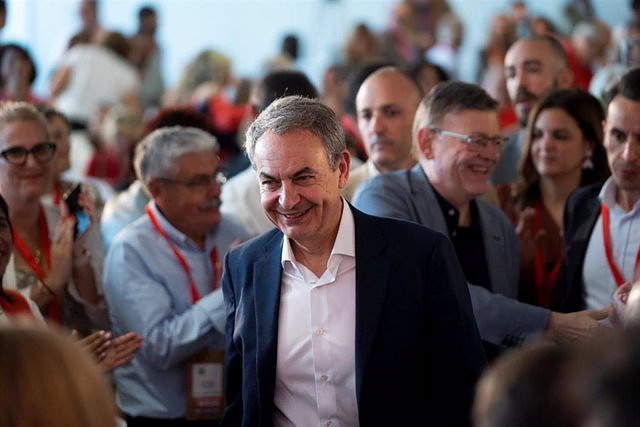 Zapatero praises the leadership of Sánchez to apply the pardons in Catalonia and go to the 28M in peace throughout Spain