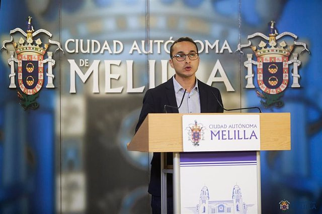 The president of Melilla dismisses the advisor of his Government detained for the alleged "buying of votes"