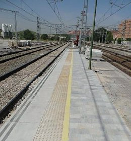 A 15-year-old boy dies after being electrocuted by touching the catenary at the Vicálvaro train station