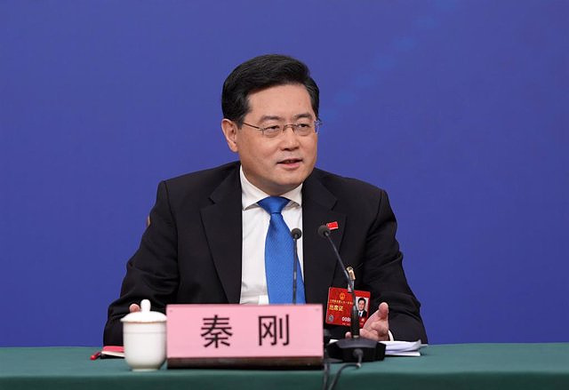China advocates "peaceful unification" with Taiwan but says it does not rule out "other methods"