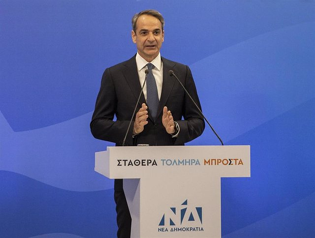 Mitsotakis is commissioned to form a government in Greece, but is already demanding new elections