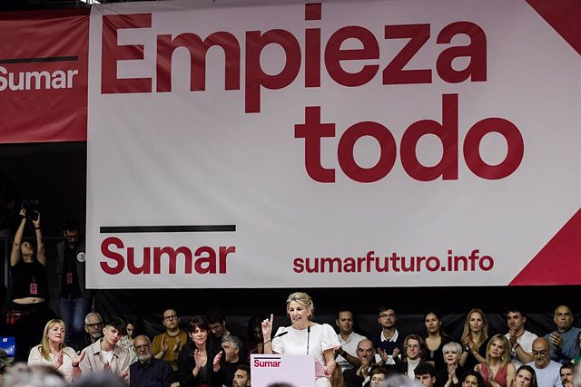 Sumar faces the last day of negotiations pending Compromís and pending the decision of Podemos