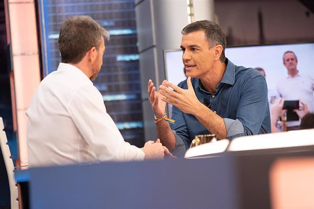 Sánchez compares his rectification with Catalonia with that of Suárez to legalize the PCE and Gonzalez to enter the OTA