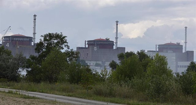 Ukraine says "militarization" of Zaporizhia power plant is "imminent threat of nuclear incident"