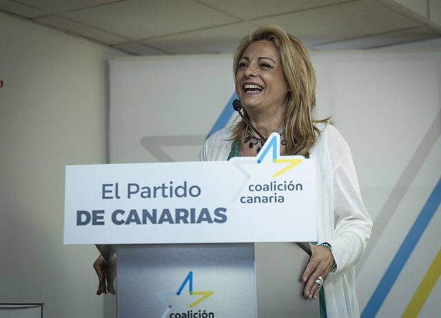 The Canarian Coalition maintains the veto against Vox and Sumar but considers itself further from Abascal than from Díaz