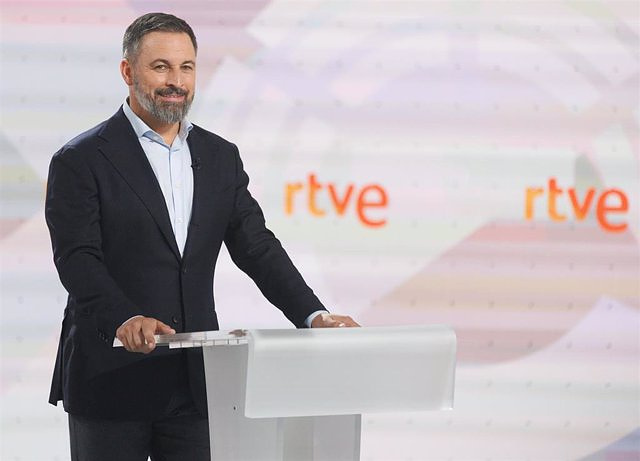 Abascal claims the vote for Vox against that of the PP as "the only one who dares" to repeal Sánchez's laws