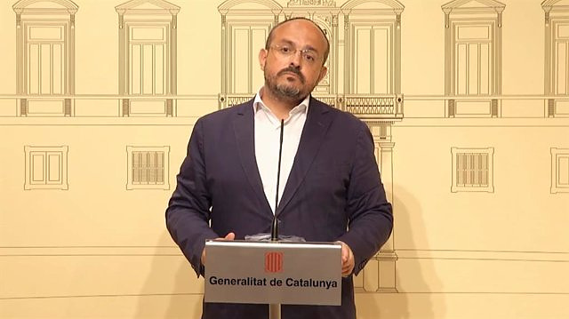 Alejandro Fernández (PP) "categorically" rules out negotiating an investiture with Puigdemont