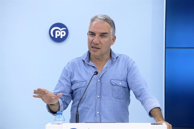 The PP frames Feijóo's meeting with Abascal as "democratic normality" but insists on discretion