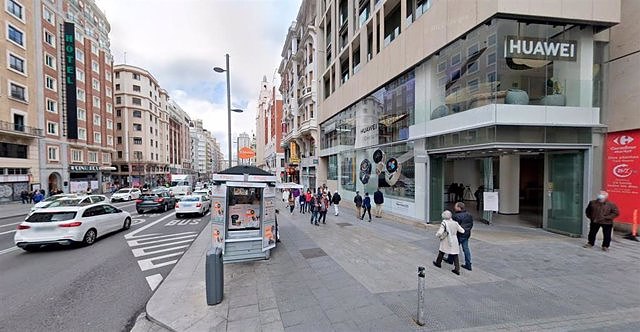 BNP Paribas and Knight Frank will market the rental of a premises at number 48 Gran Vía in Madrid