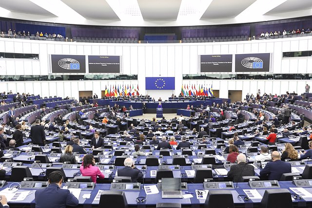 The EP Bureau addresses the use of Catalan in the plenary sessions of the European Parliament at the request of the PSOE but there will be no decision