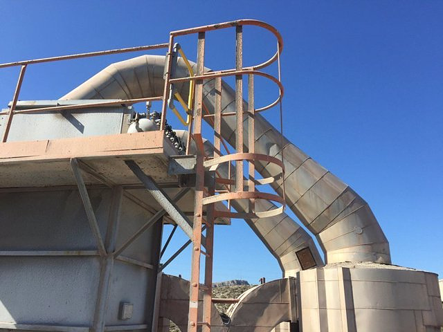STATEMENT: KEE SAFETY installs its fall protection systems at the Holcim factory in Carboneras (Almería)