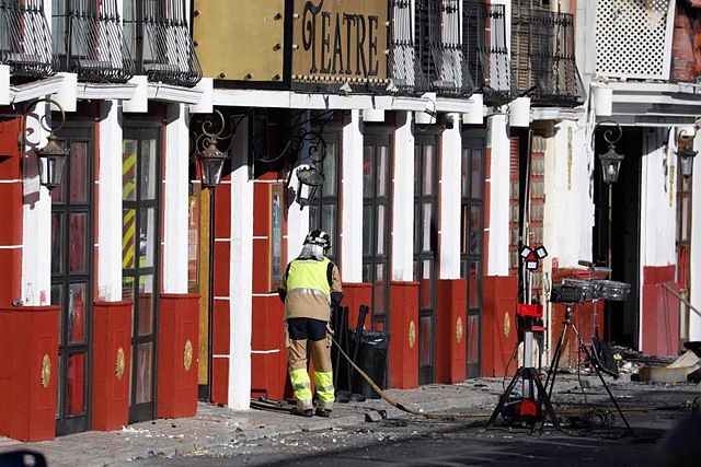 They locate alive the person who remained missing after the fire in the nightclubs in the Atalayas area