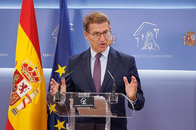 Feijóo asks Sánchez to submit the amnesty "to the decision of all Spaniards and not just to the applause" of the PSOE