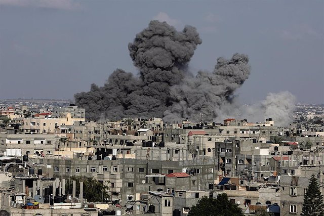 More than 7,000 Palestinians died in Israel's bombing of the Gaza Strip