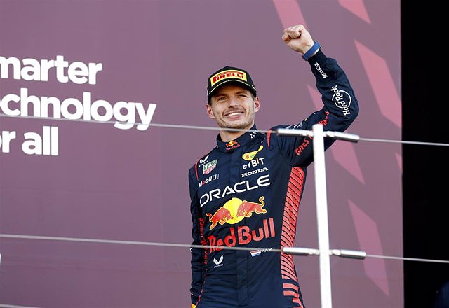 Verstappen, three-time world champion with the Qatar sprint