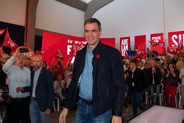 The bases of the PSOE endorse by a large majority the investiture pacts with other formations with 63.4% participation