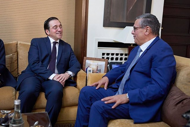 Albares and the Moroccan Prime Minister congratulate each other on the permanent dialogue relationship between Spain and Morocco