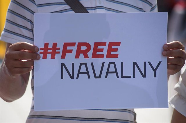 Navalni's allies report that he is missing after not locating him in prison