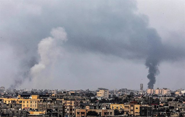 Death toll in Gaza rises to more than 18,200 since the start of the Israeli offensive