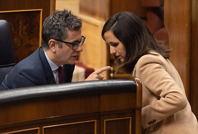 Belarra called Bolaños to assure him that Podemos's march does not put the legislature at risk